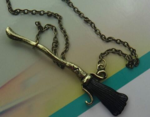 Намисто Harry Potter Firebolt deathly hallows -   -  