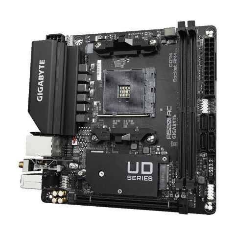 Материнская плата GIGABYTE A520I AC - Нулевой остаток (Feed) - Нулевой остаток (Feed)