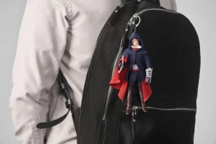 Брелок WP Merchandise плюшевый ASSASSINS CREED Evie Frye 20 см.