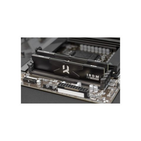 Модуль памяти для компьютера DDR5 32GB (2x16GB) 5600 MHz IRDM Black Goodram (IR-5600D564L36S/32GDC) - Нулевой остаток (Feed) - Нулевой остаток (Feed)
