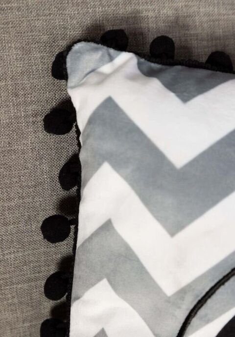 Подушка DC COMICS Batman Logo Black Pom Pom Pillow 40 см. - -