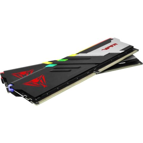 Модуль памяти для компьютера DDR5 32GB (2x16GB) 7000 MHz Viper Venom RGB Patriot (PVVR532G700C32K) - Нулевой остаток (Feed) - Нулевой остаток (Feed)