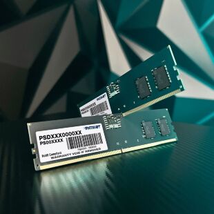 Модуль памяти для компьютера DDR5 8GB 5600 MHz Signature Line Patriot (PSD58G560041)