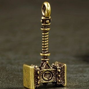 Брелок World of Warcraft Doomhammer Варкрафт латунь 6 см.