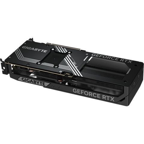 Видеокарта GIGABYTE GeForce RTX5070 12Gb WINDFORCE OC SFF (GV-N5070WF3OC-12GD) - Нулевой остаток (Feed)  - Нулевой остаток (Feed) 