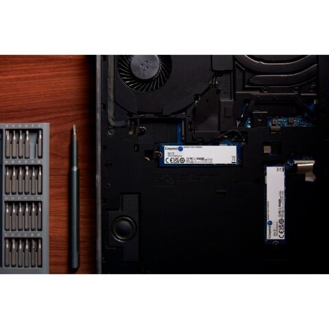 Накопитель SSD M.2 2280 4TB Kingston (SNV3S/4000G) - Внутренние SSD  - Внутренние SSD 