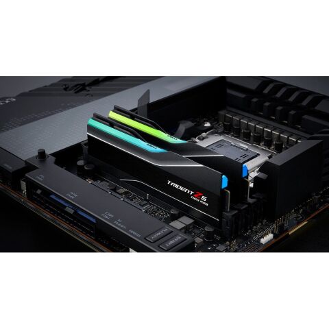 Модуль памяти для компьютера DDR5 32GB (2x16GB) 6000 MHz Trident Z5 NEO RGB for AMD G.Skill (F5-6000J3038F16GX2-TZ5NR) - Нулевой остаток (Feed) - Нулевой остаток (Feed)