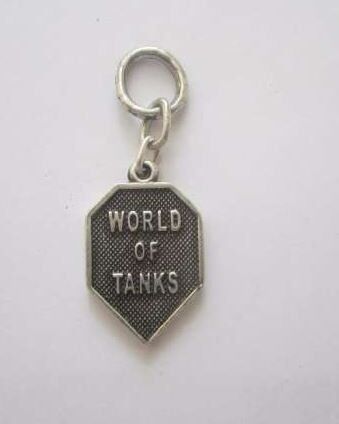 Брелок-кулон World of Tanks с серебренным покрытием - -